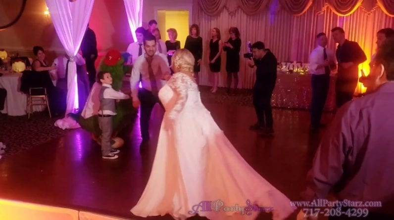 Philadelphia Quartett Club Wedding - All Party Starz Entertainment, Wedding DJ for Tyler & Casey